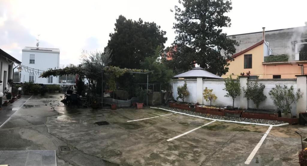 Ferienwohnung Parco Teramo - Navigli Cir 15146-Lni 299 Mailand Exterior foto