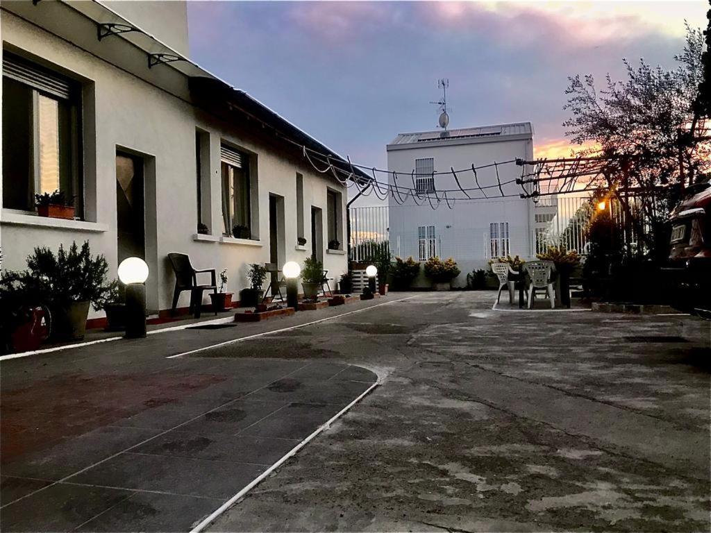 Ferienwohnung Parco Teramo - Navigli Cir 15146-Lni 299 Mailand Exterior foto